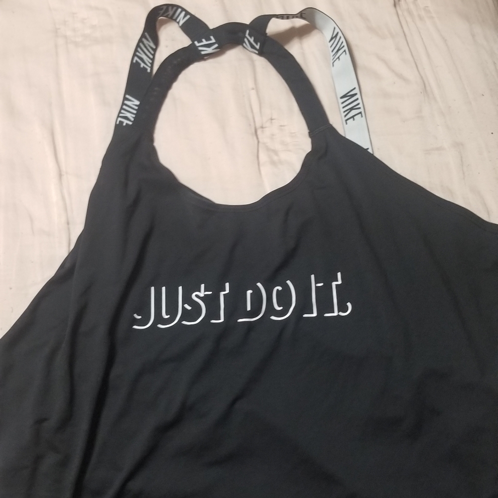 Nike work out Top